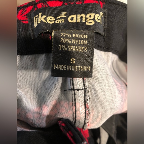 Like An Angel Dragon Print Red & Black Stretch Harem Pants  Size Small EUC - Picture 9 of 12